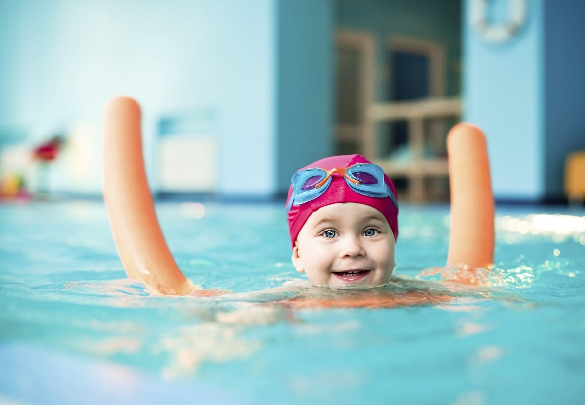 Swimming Games to Explore with Your Toddlers